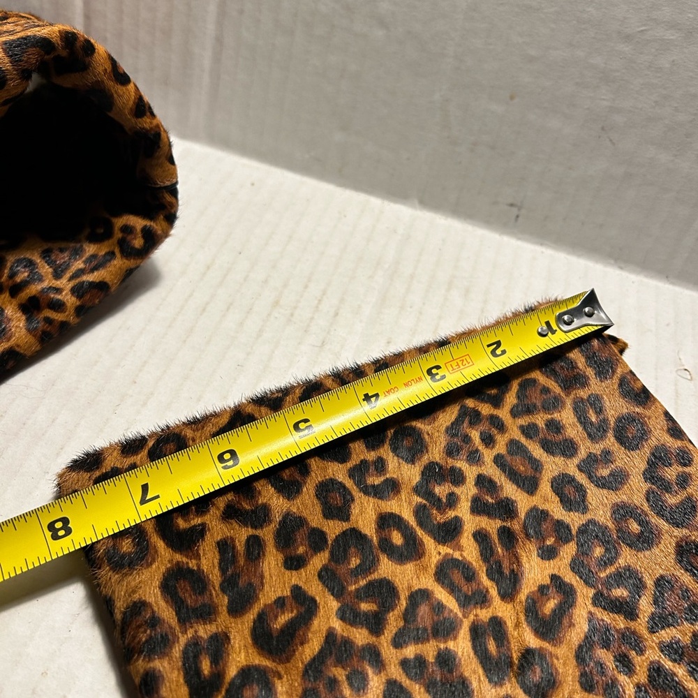 Woman’s Bill Blass size 10 leopard print leather zippered heeled boots - Picture 12 of 15